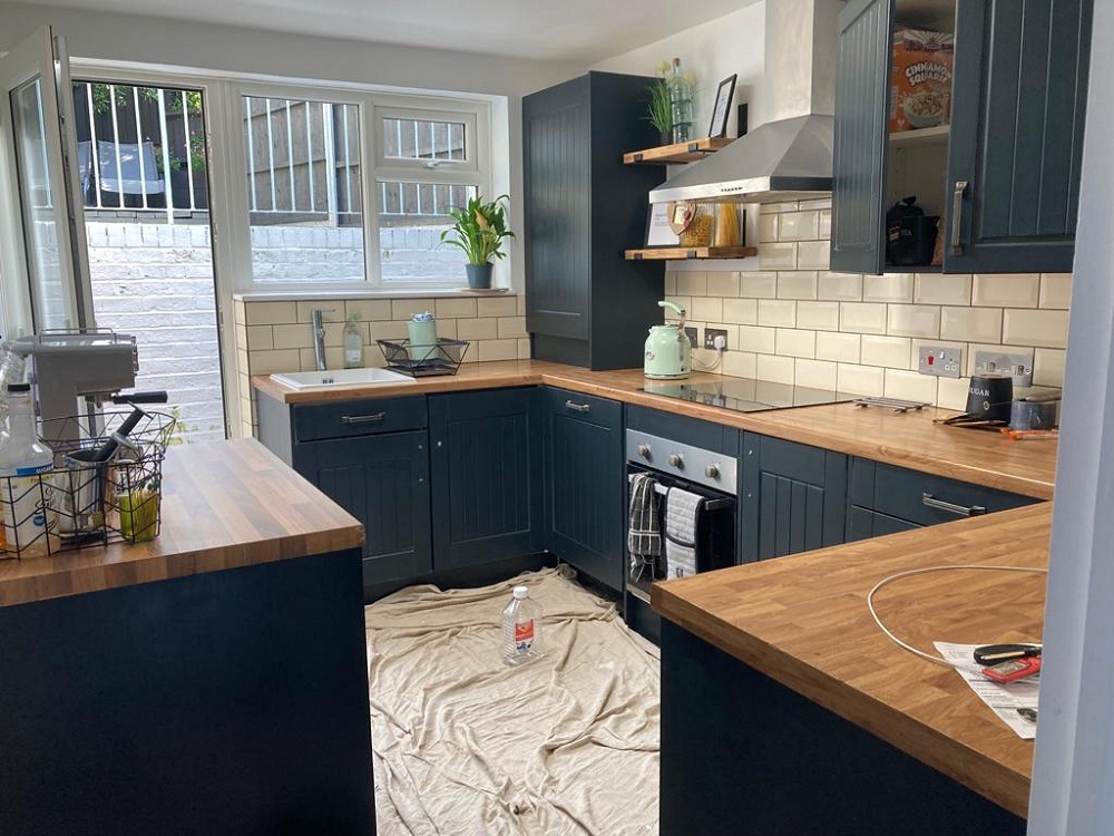 Kitchen unit painting complete